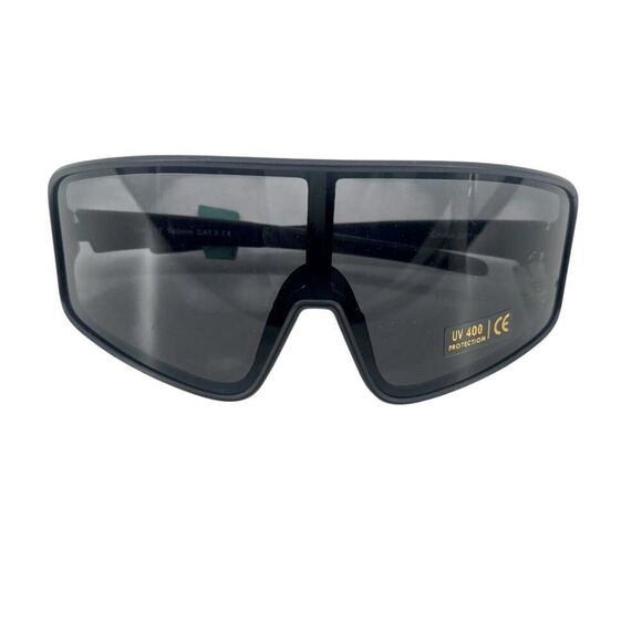 Sport Eyewear Black Oversized Goggle Sunglasses UV400 Unisex NWT - Picture 1 of 16